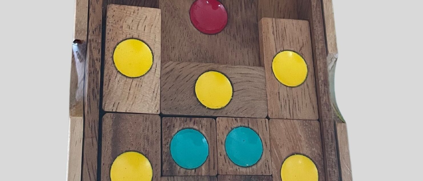 Color Match - Brain Teaser Wooden Puzzle - Solve It! Think Out of the Box